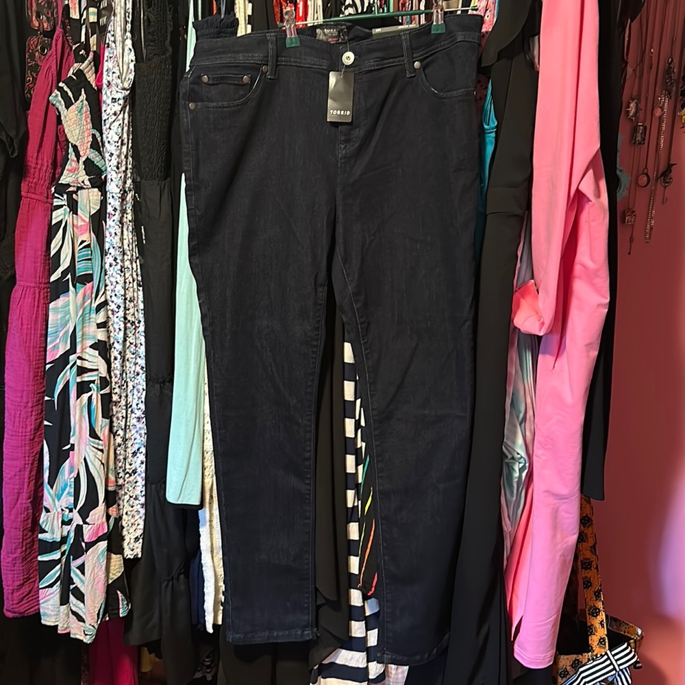 Torrid new with tags size 18 skinny jeans